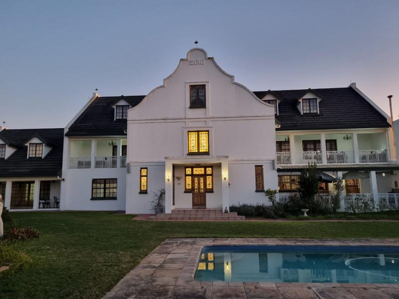 15 Bedroom Property for Sale in Aalwyndal Western Cape